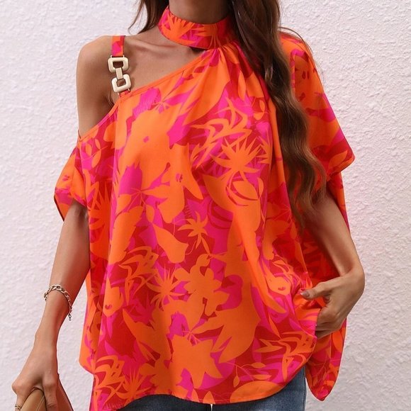 MODA ME COUTURE Tops - Boho Floral Print Asymmetrical Neck Chain Detail Blouse
